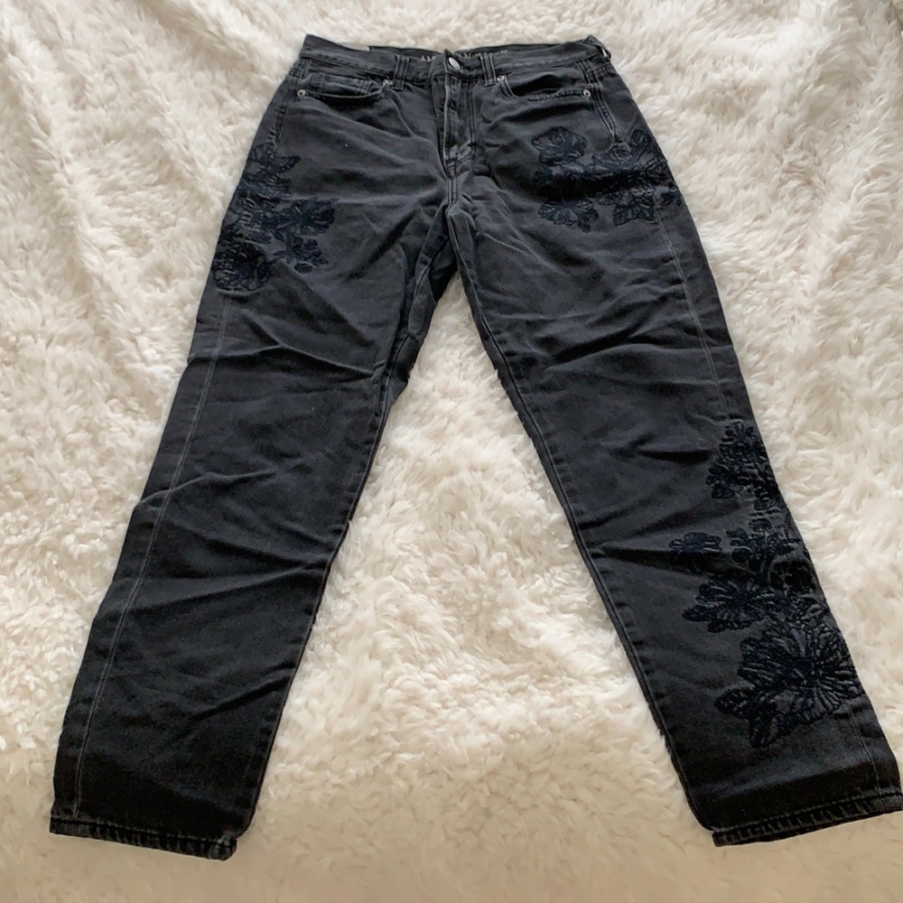 Embroidered American Eagle Vintage Straight Jeans
